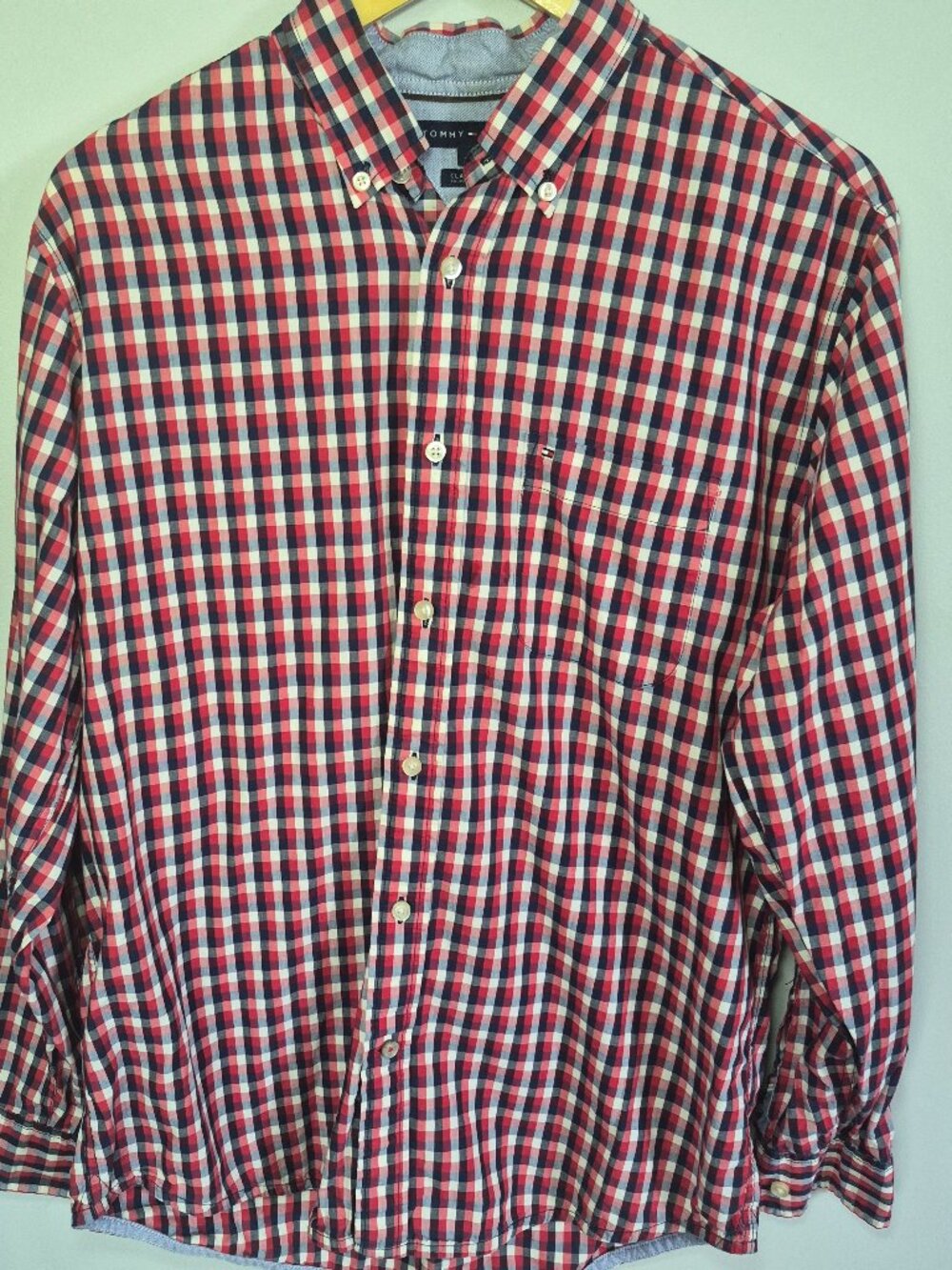 Tommy Hilfiger Classic Fit Plaid Button Down - Medium
